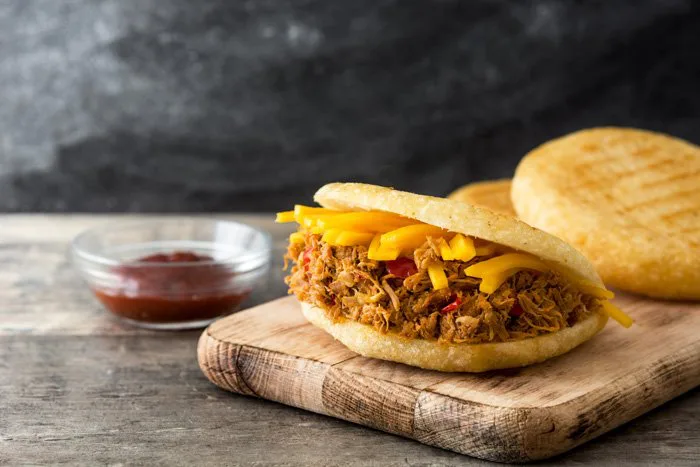 La arepa venezolana: deliciosos rellenos