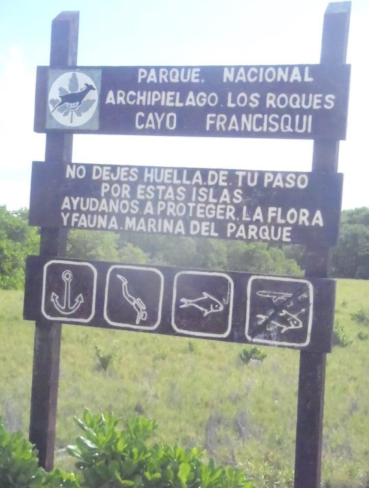 El aislamiento geográfico que protegió a Los Roques durante décadas es también su mayor vulnerabilidad.